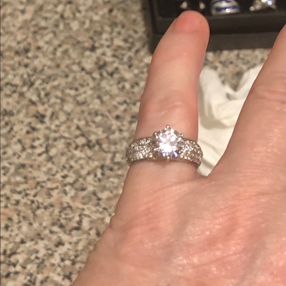 🍃💐3ct 5A Hearts & Arrows Cz on pave 925 sz7💐🍃 - Picture 8 of 16